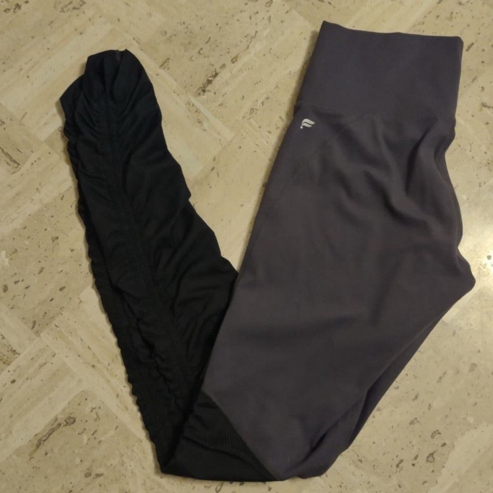 Fabletics Two-Tone Cashel Leggings S Small